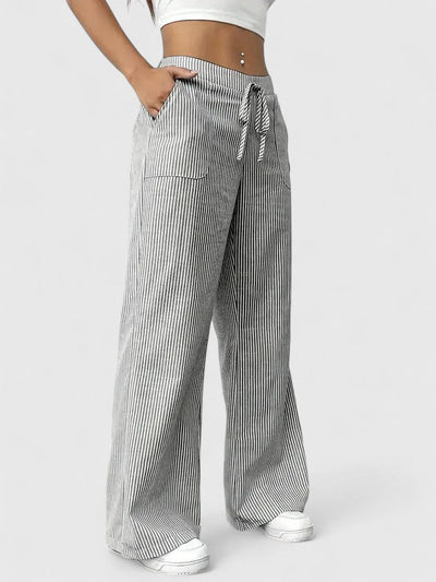 Dominique | Comfortable wide trousers with elegant details