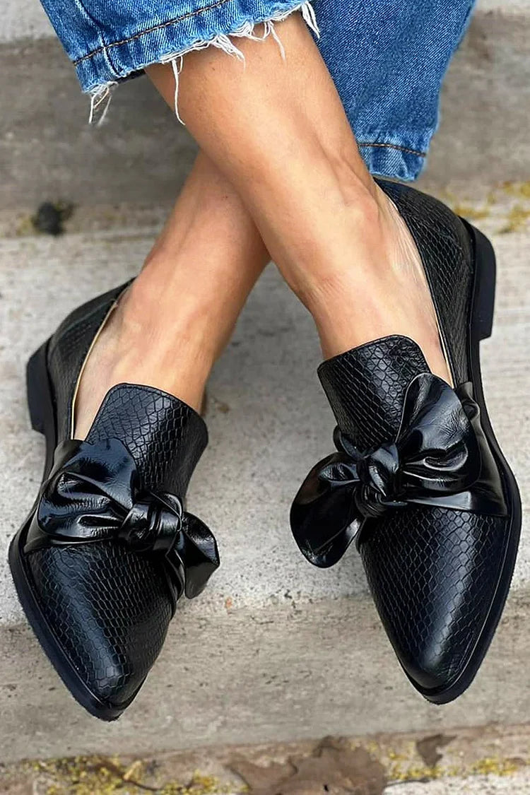 NORTHLINE STUDIO | BLACK LOAFER WITH SHINY BOW