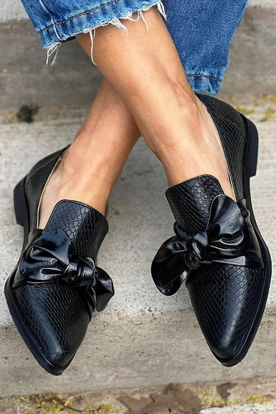 NORTHLINE STUDIO | BLACK LOAFER WITH SHINY BOW