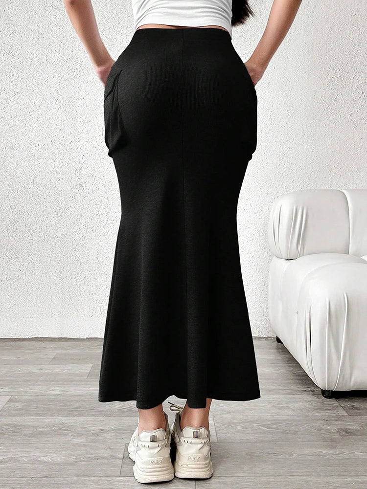 Selina Ribbed Cargo Skirt