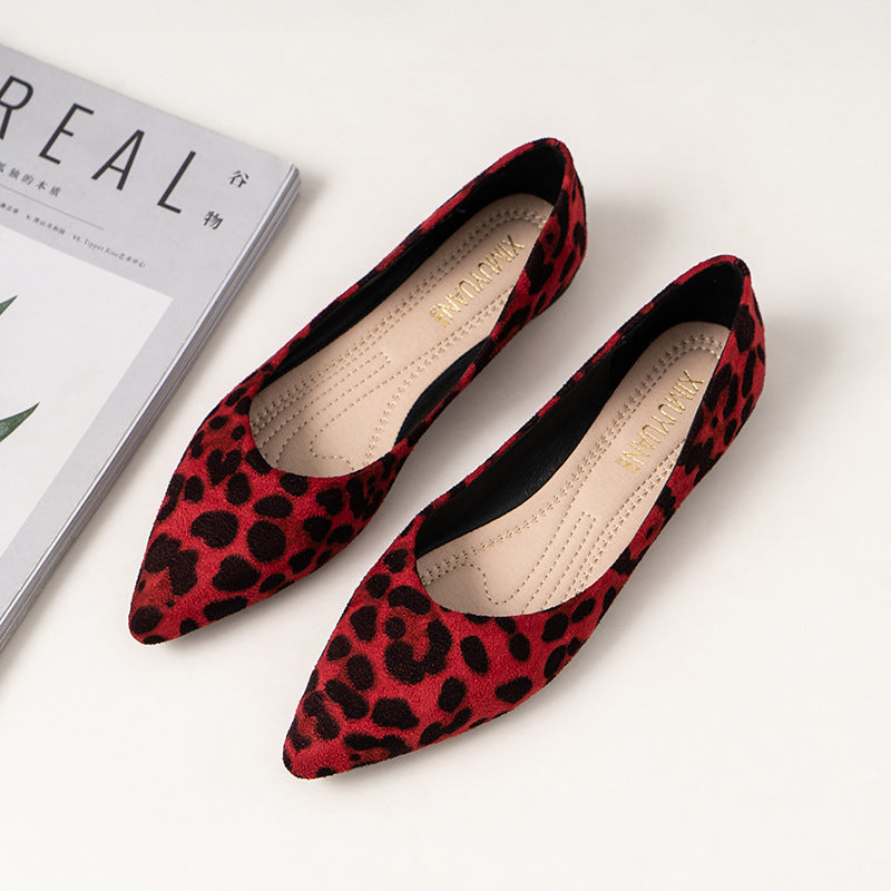 Valeria – Scarlet Spot Flats
