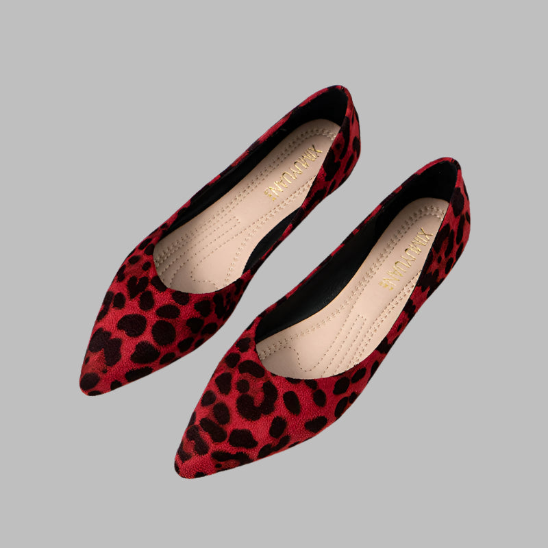 Valeria – Scarlet Spot Flats