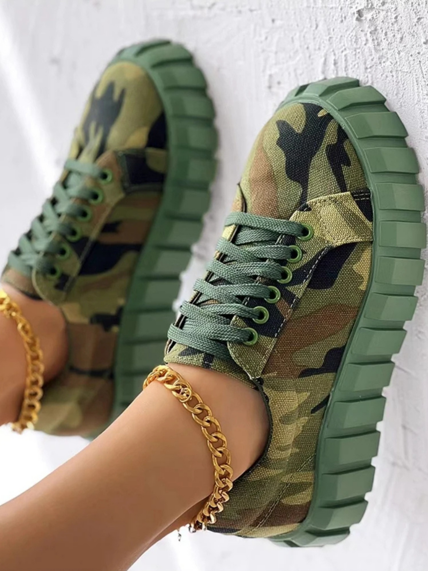 Elevate Platform Sneaker