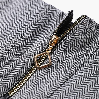 Ivory - Elegant Fishbone Pattern 3-Piece Suit