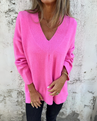 NORTHLINE STUDIO | V-NECK RELAXED SWEATER