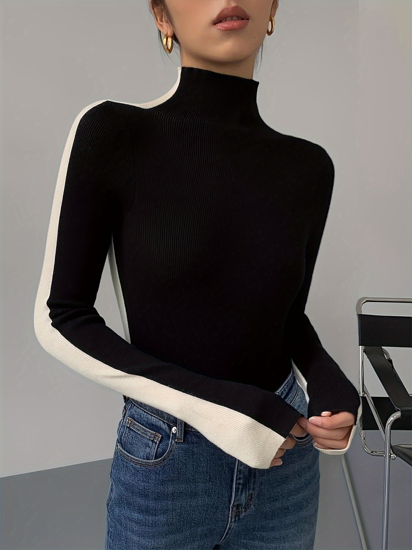 Eclipse Contrast Knit Turtleneck