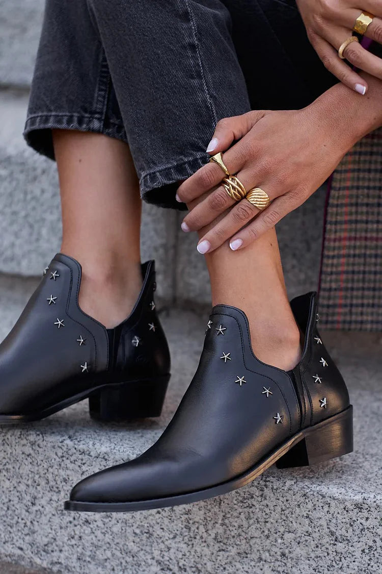 NORTHLINE STUDIO | ANKLE BOOT WITH STAR DETAILS