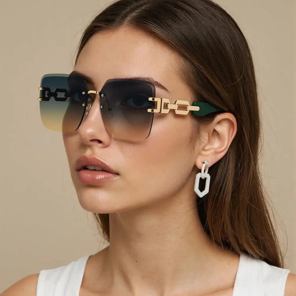La Vie Chain Link Sunglasses