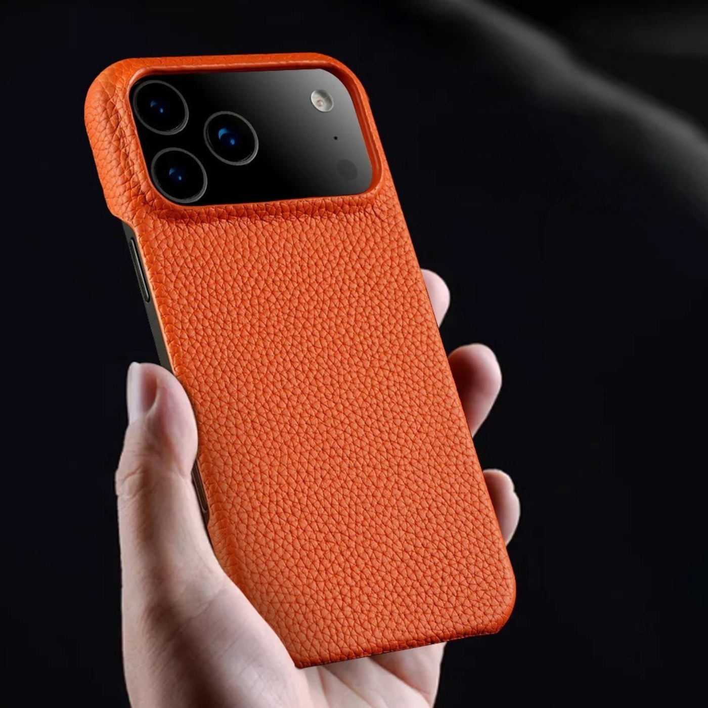 The Execuitve Leather iPhone 17 Case