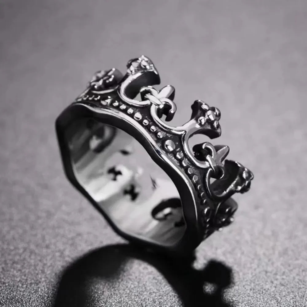 Kingmaker Crown Ring