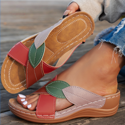 Shelby | Slip-on Sandals