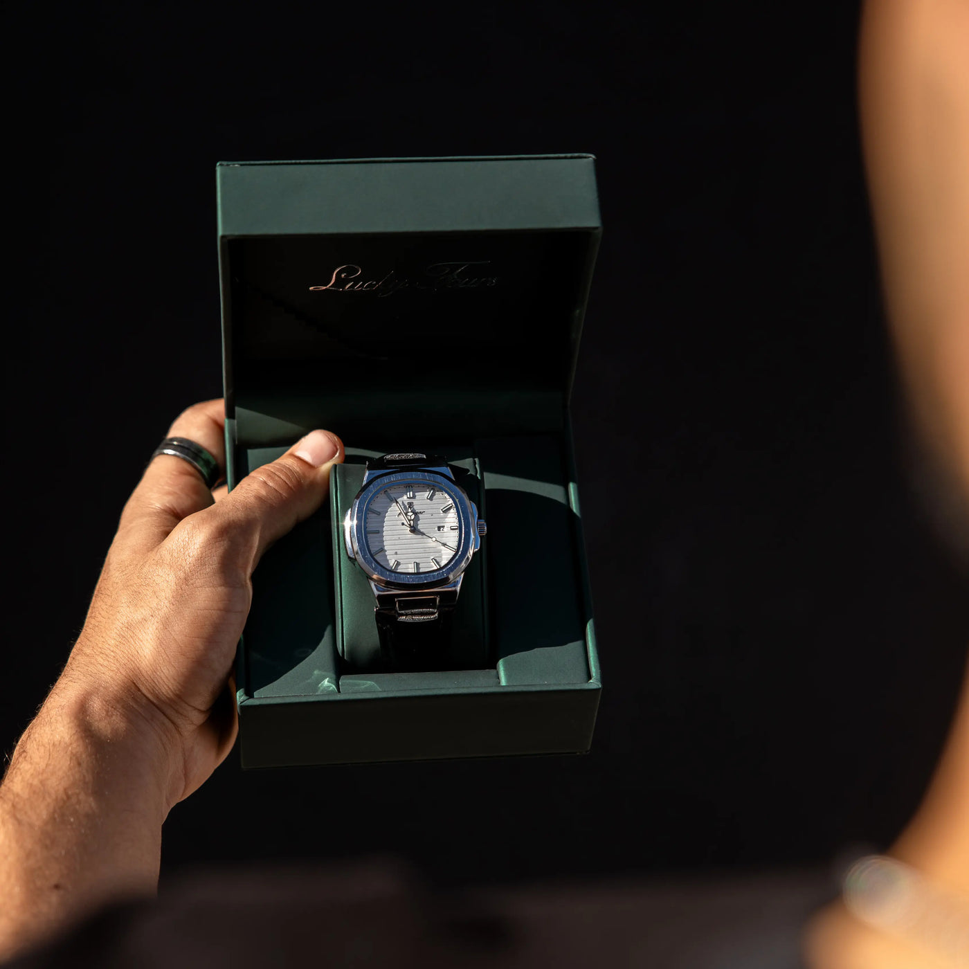 Harry Melbourne® Atlas