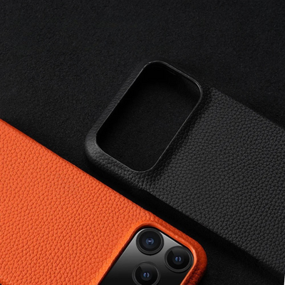 The Execuitve Leather iPhone 17 Case