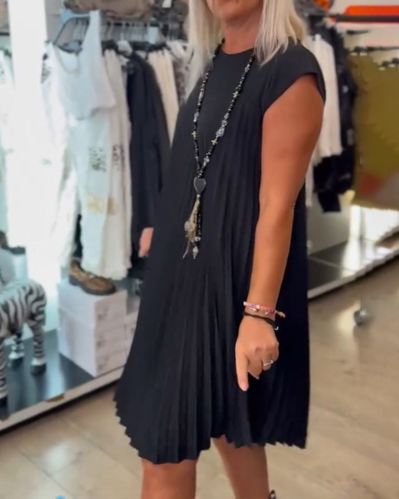 Nova - Trendy Round Neck Pleated Dress