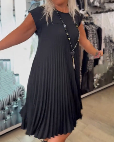 Nova - Trendy Round Neck Pleated Dress