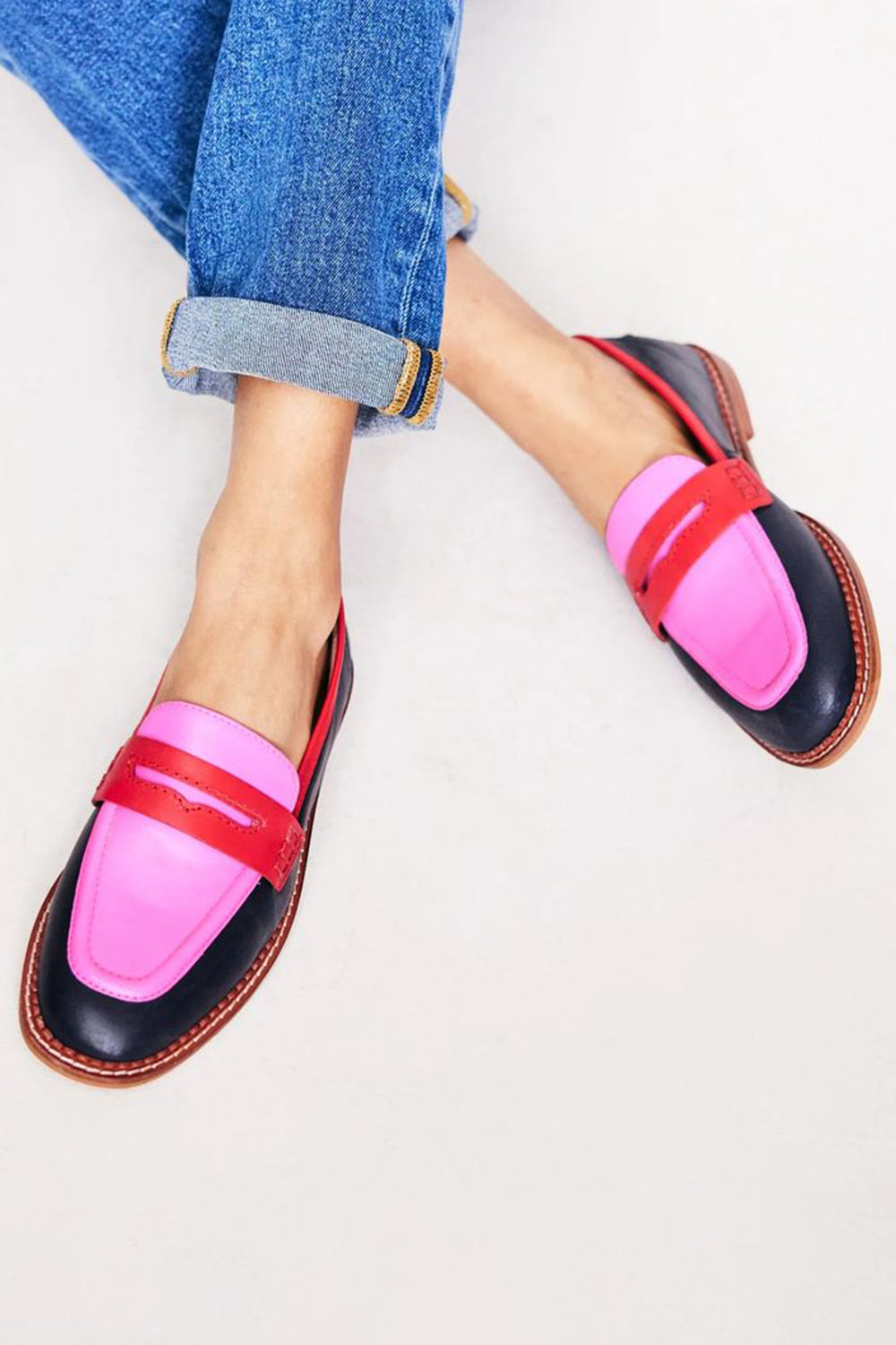 Lunessa | Black loafers with colorful accents