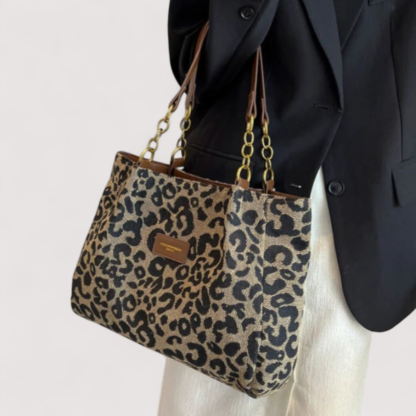 Anouk™ | Leopard Canvas Tote Bag