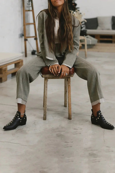 NORTHLINE STUDIO | POINTED STUDDED ANKLE BOOT