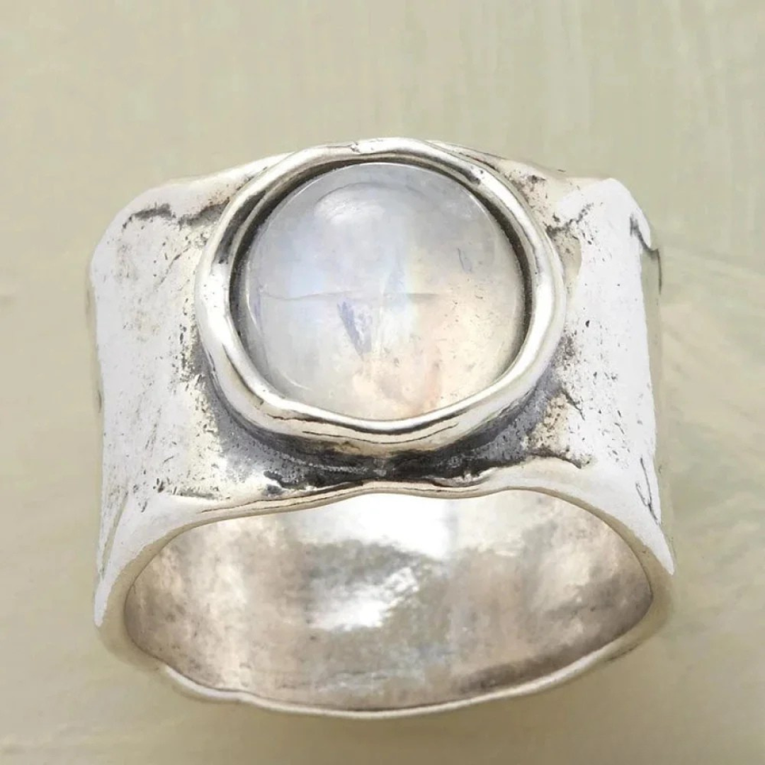 Caelestis | Silver Moonstone Ring