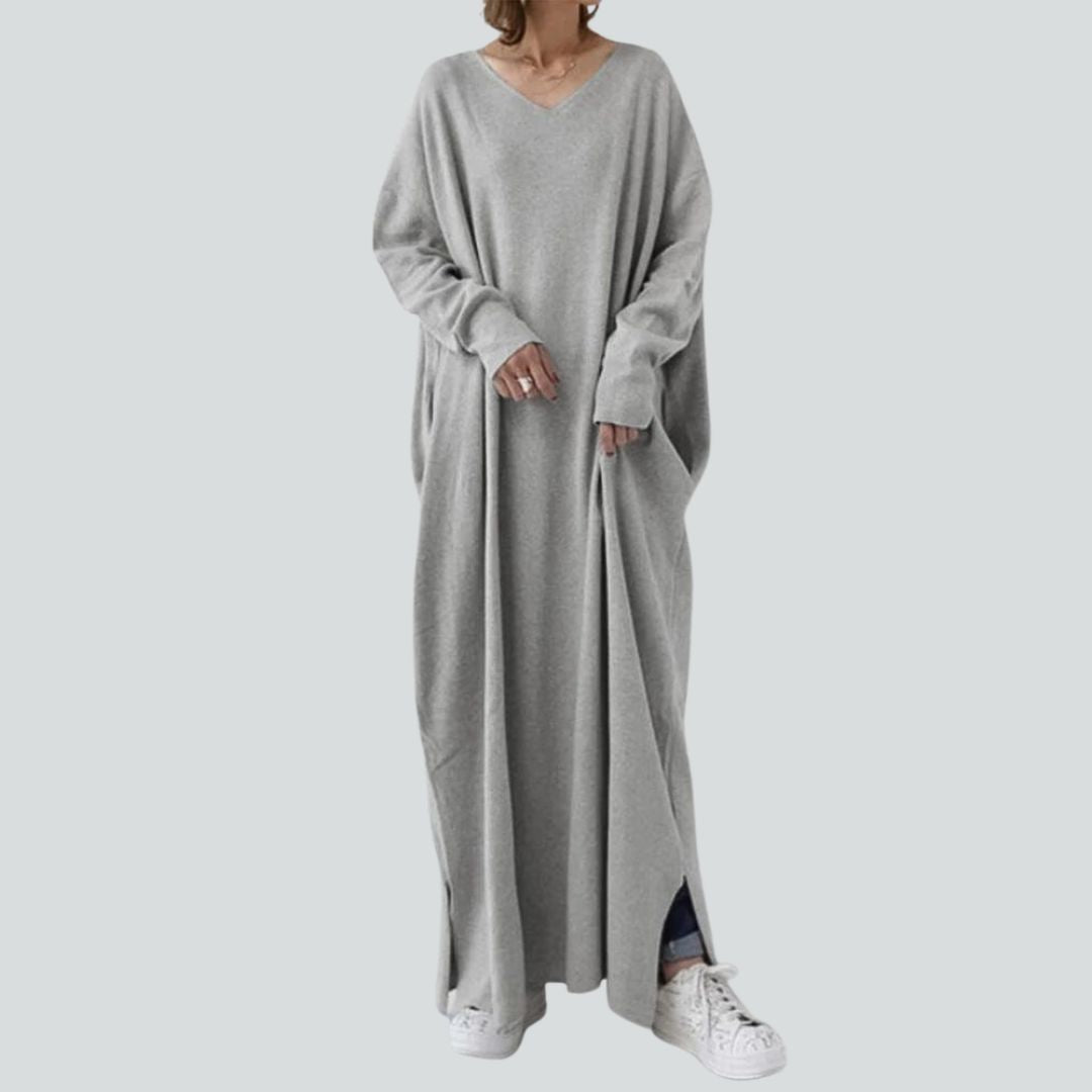 Avencea V-Neck Pullover Dress with Long Sleeves in Loose Fit