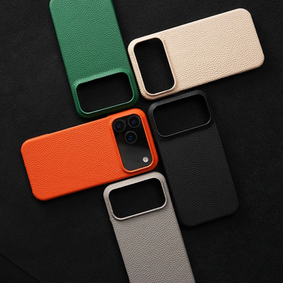 The Execuitve Leather iPhone 17 Case