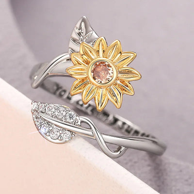 Bloom & Bee Zircon Ring