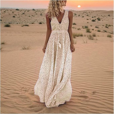 Noa - Bohemian Elegance V-Neck Polka Dot Maxi Dress