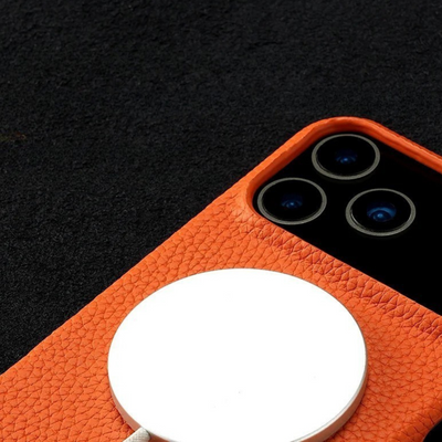 The Execuitve Leather iPhone 17 Case