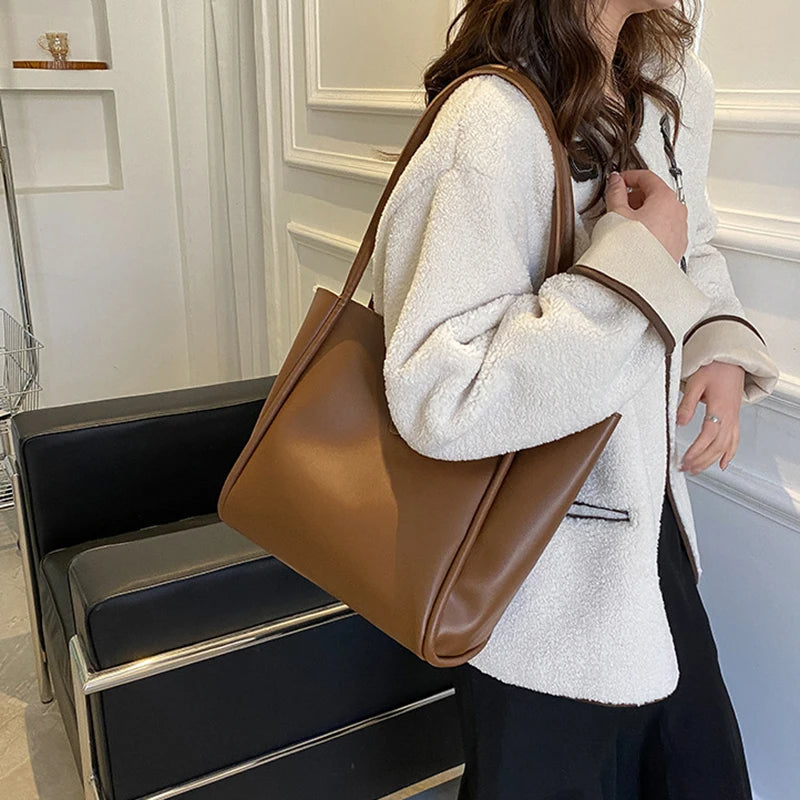 Liora™ | Large Carry Bag