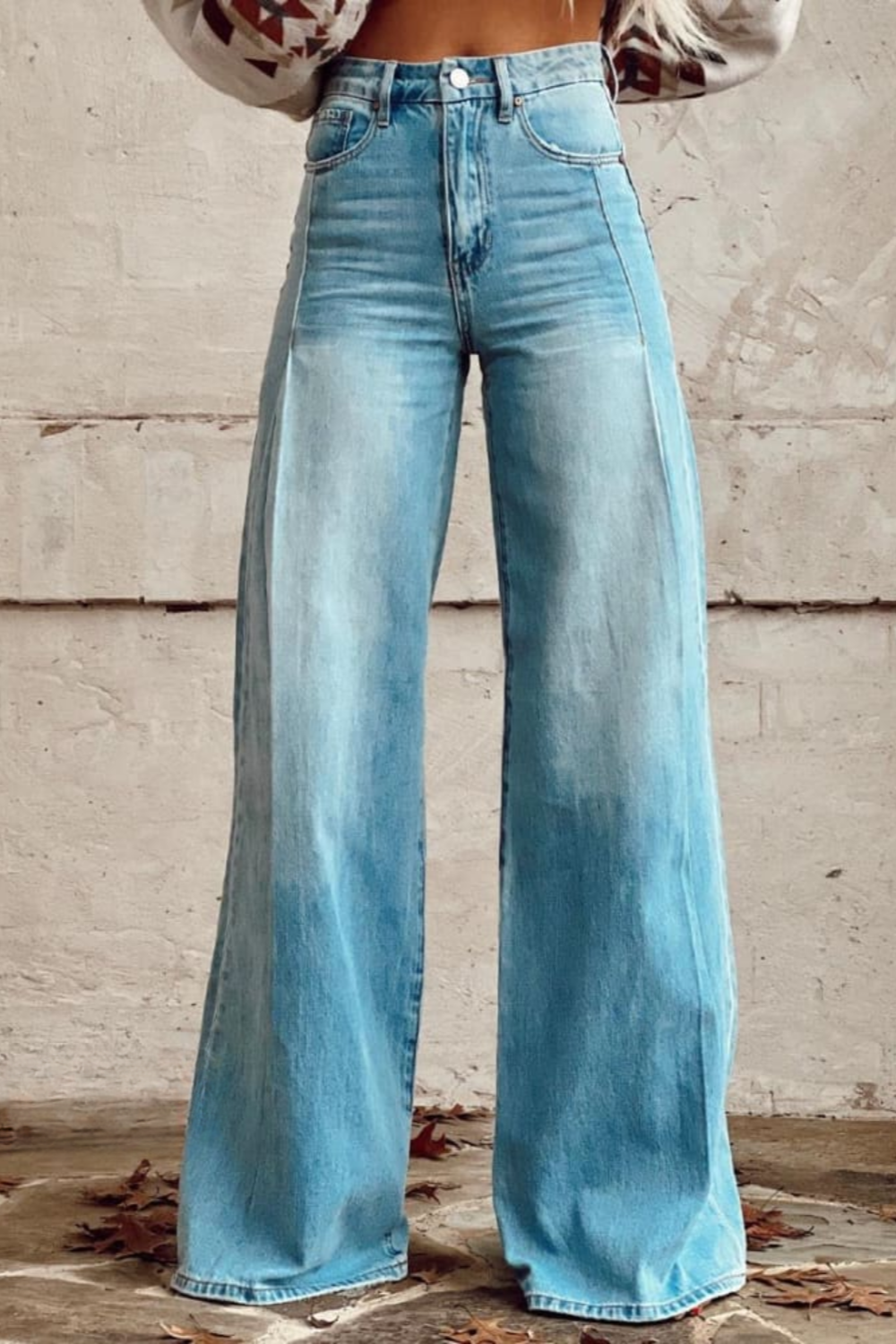 Avencea | Wide-Cut Designer Jeans