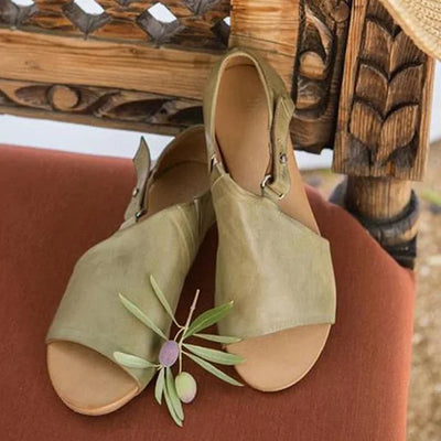 NORTHLINE STUDIO | MINIMAL OLIVE SANDALS