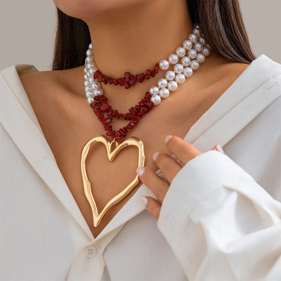 "Amoura" Pearl Necklace