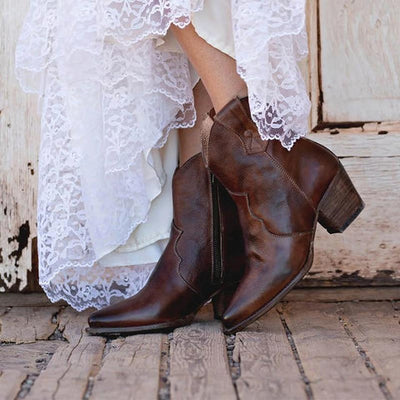 Avencea Casual Non-Slip Leather Shoes for an Active Lifestyle