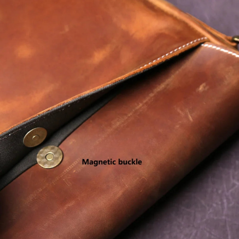 Vinthentic Men's Retro Leather Crossbody Bag