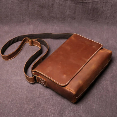 Vinthentic Men's Retro Leather Crossbody Bag