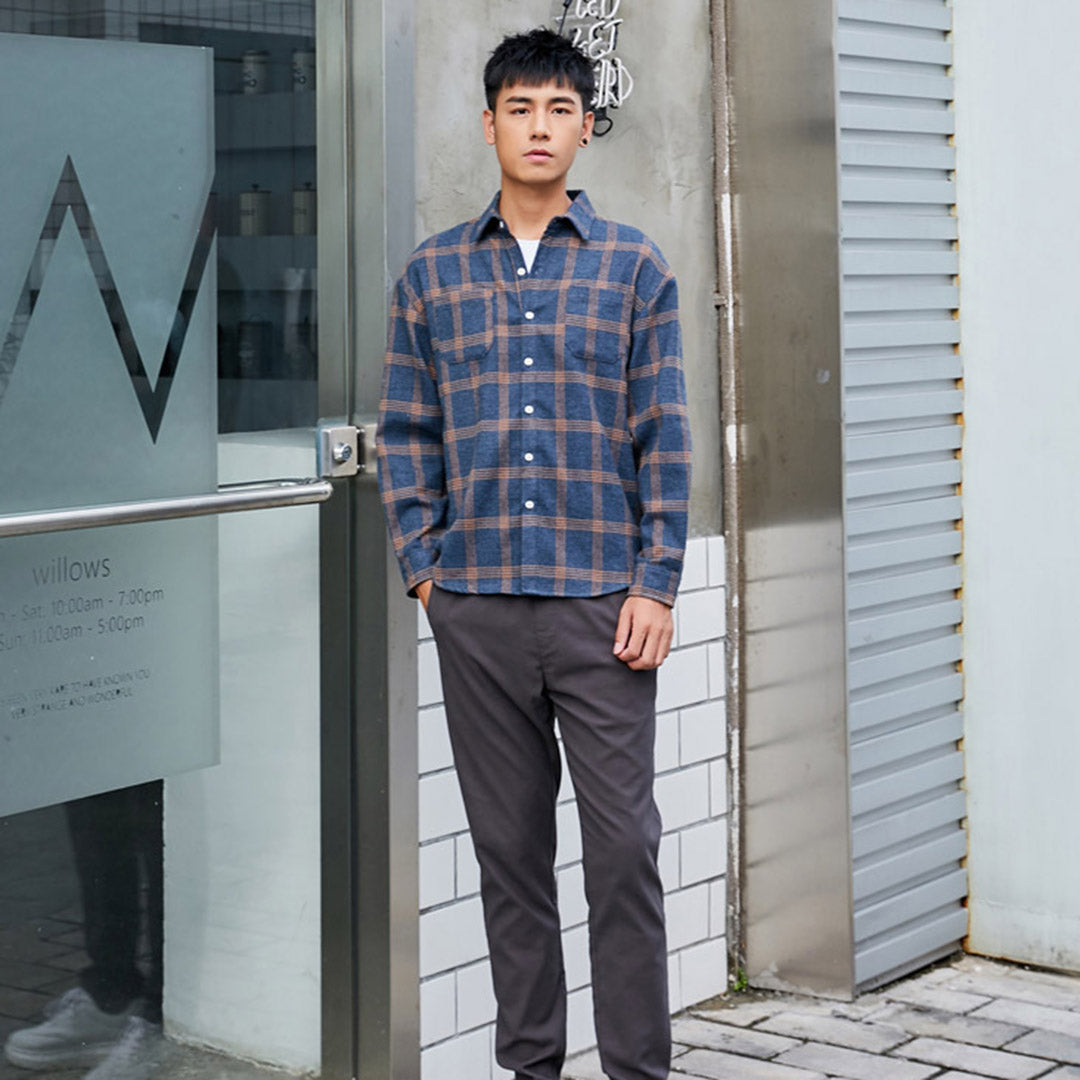Avencea - Casual Checked Shirt for Men with Versatile Collar and Button Closure