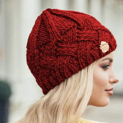 Avencea Fashionable and Soft Knitted Beanie