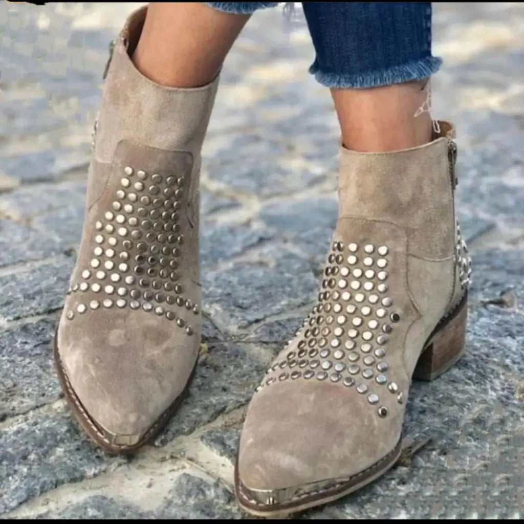 Mia | Stylish Ankle Boot