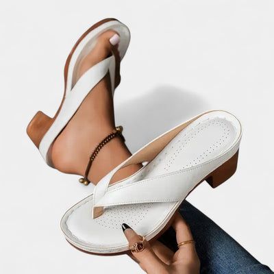 AURELIA™ – Sandalia ortopédica con tacón y estilo atemporal
