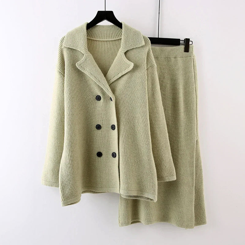 Liscio Duo – Ribbed Knit Cardigan & Trousers Set