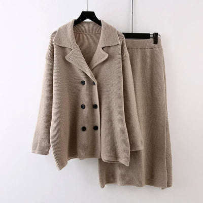 Liscio Duo – Ribbed Knit Cardigan & Trousers Set