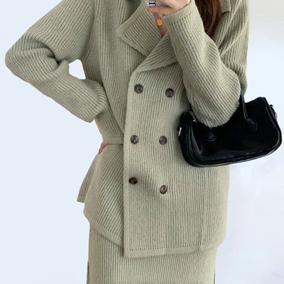 Liscio Duo – Ribbed Knit Cardigan & Trousers Set