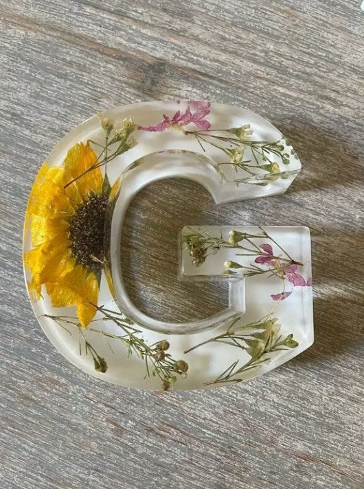 LumaBloom™ — Illuminate Your Space with Personalized Floral Serenity