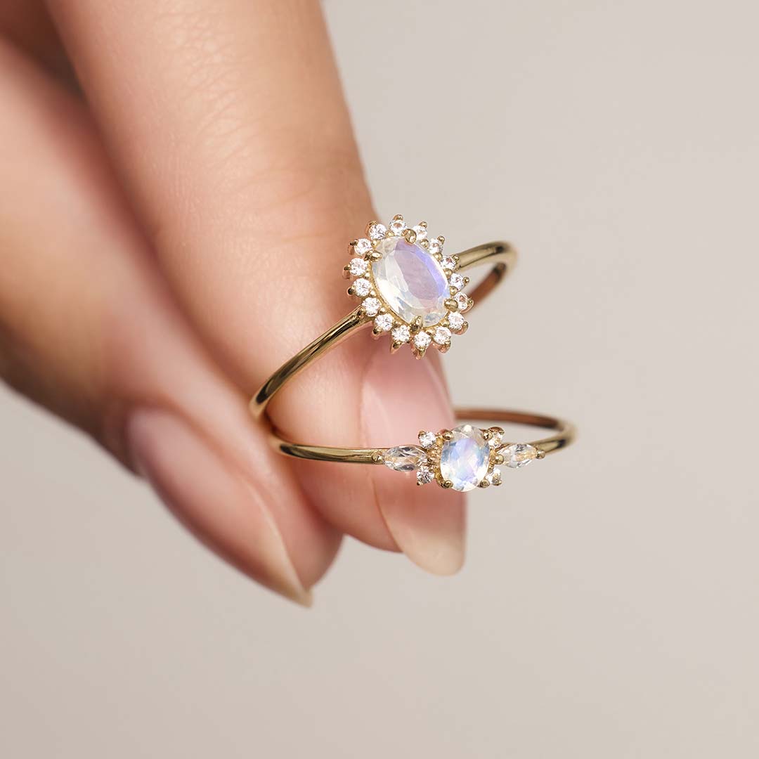 Moonstone Muse Ring | Gold 14k