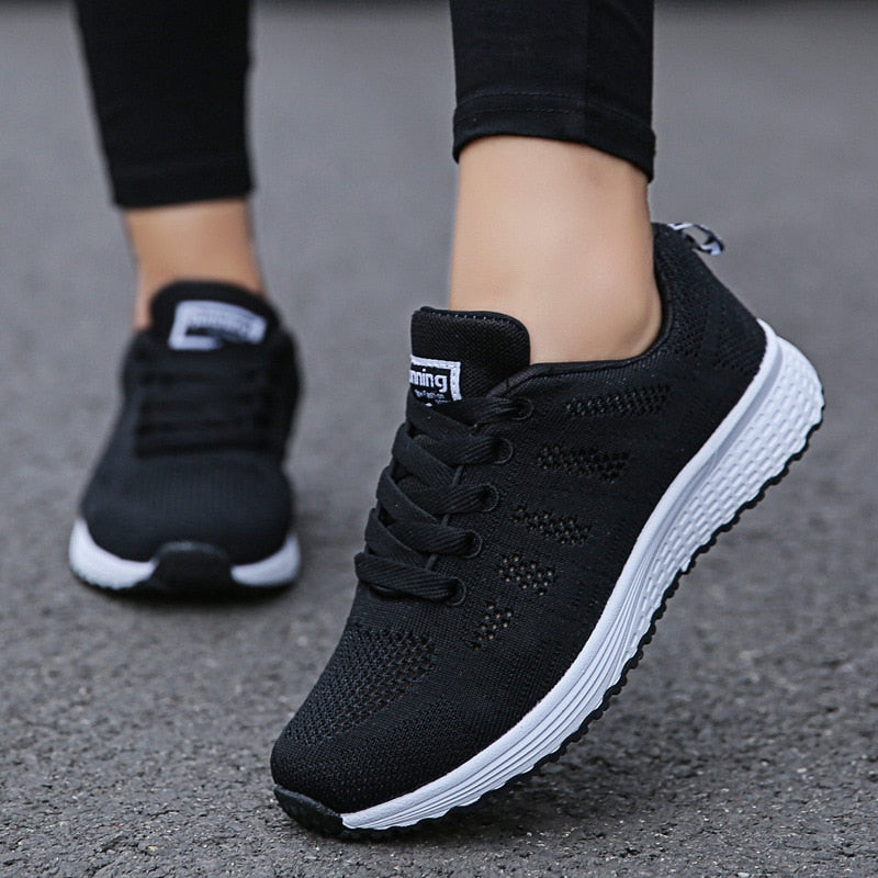 Non-slip and waterproof leisure shoes for women