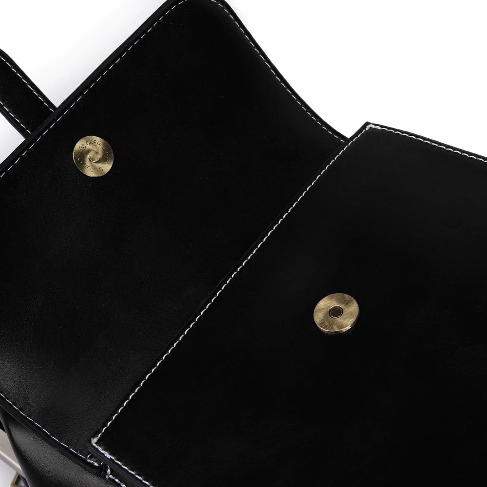 Victoria | Water-Repellent Crossbody Bag by Hannah