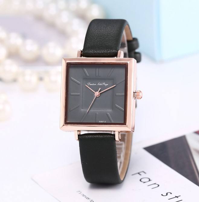 Elegant Square Minimalist Quartz Watch