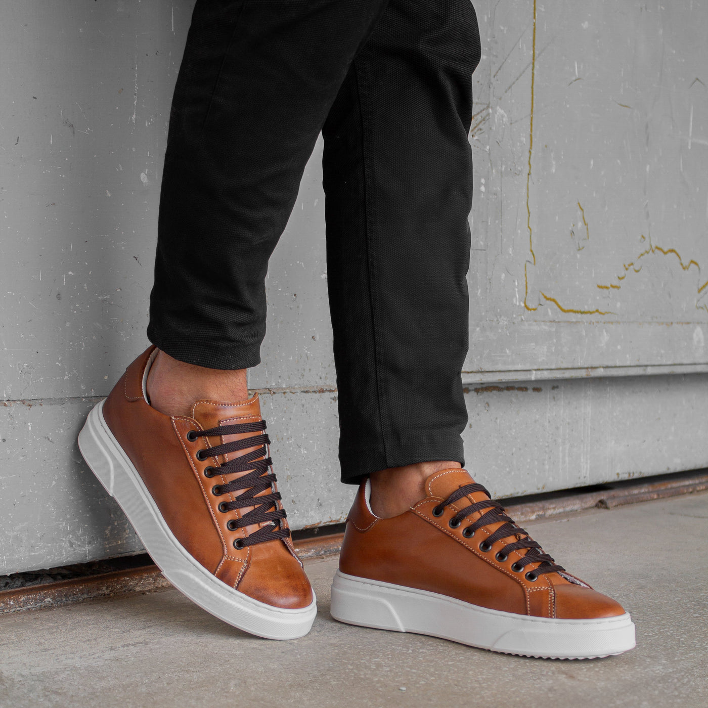 Leon | Modern Sneakers