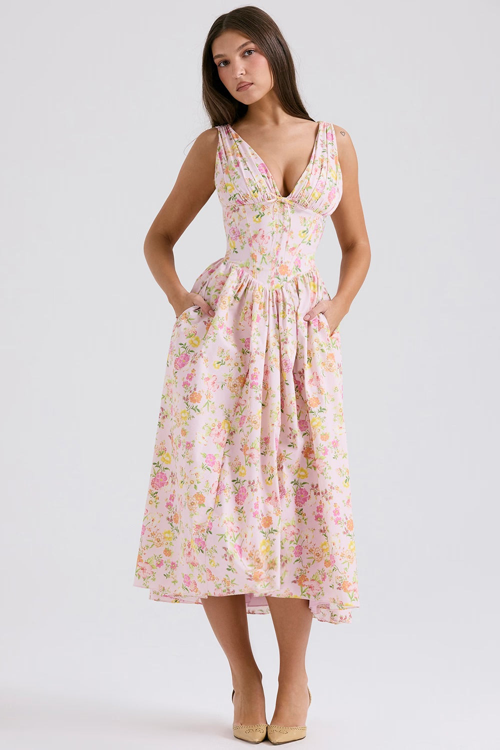 Aeliana | Elegant Flattering Summer Dress