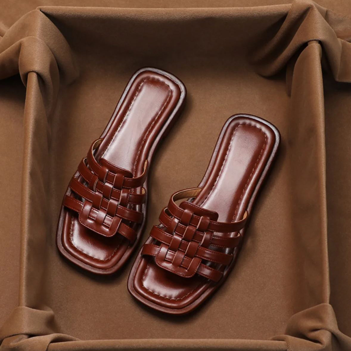 "L'Aura Isolana" Slippers